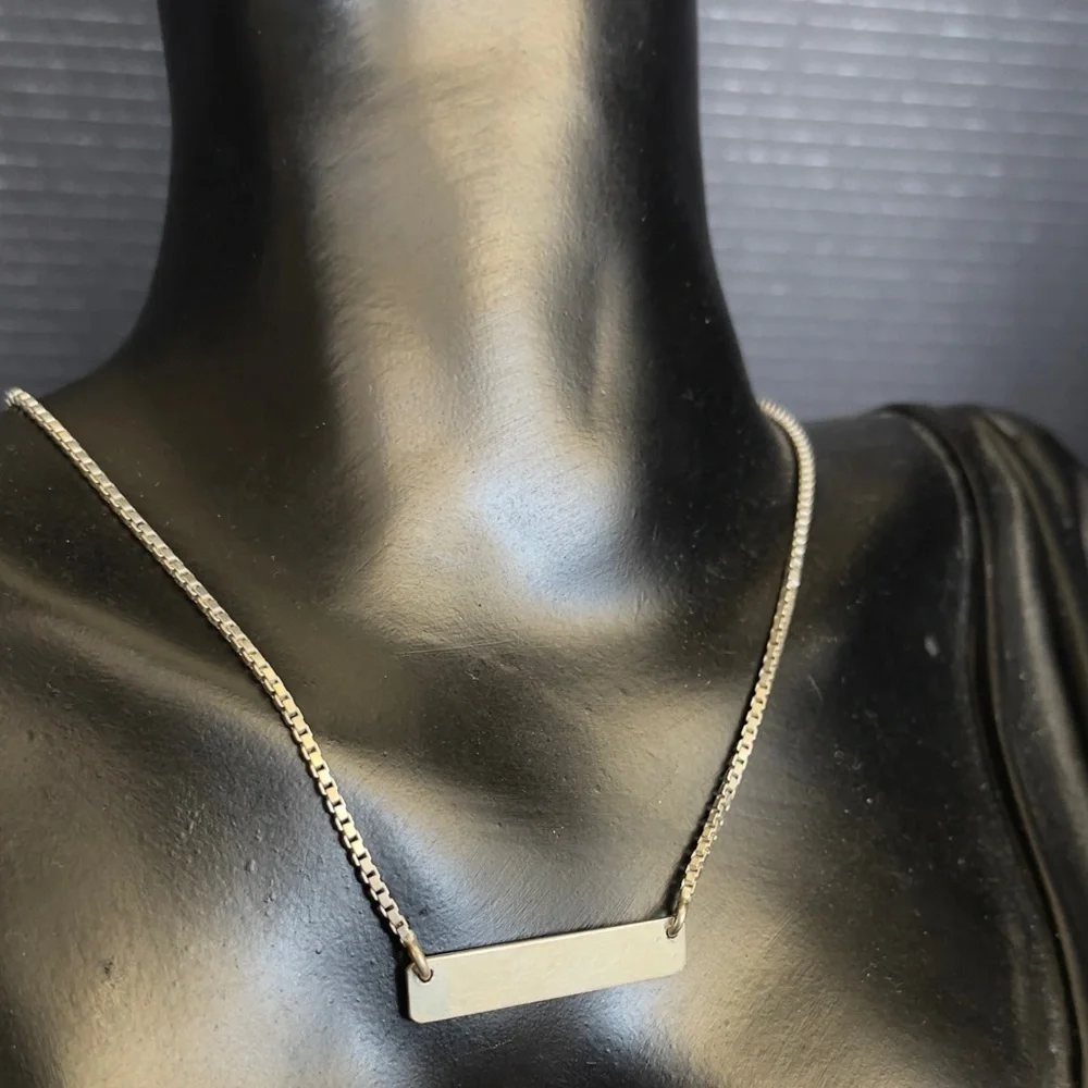 Sterling silver bar necklace - Picture 2 of 7